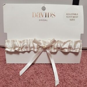 David's Bridal White Wedding Garter New Adjustable Size